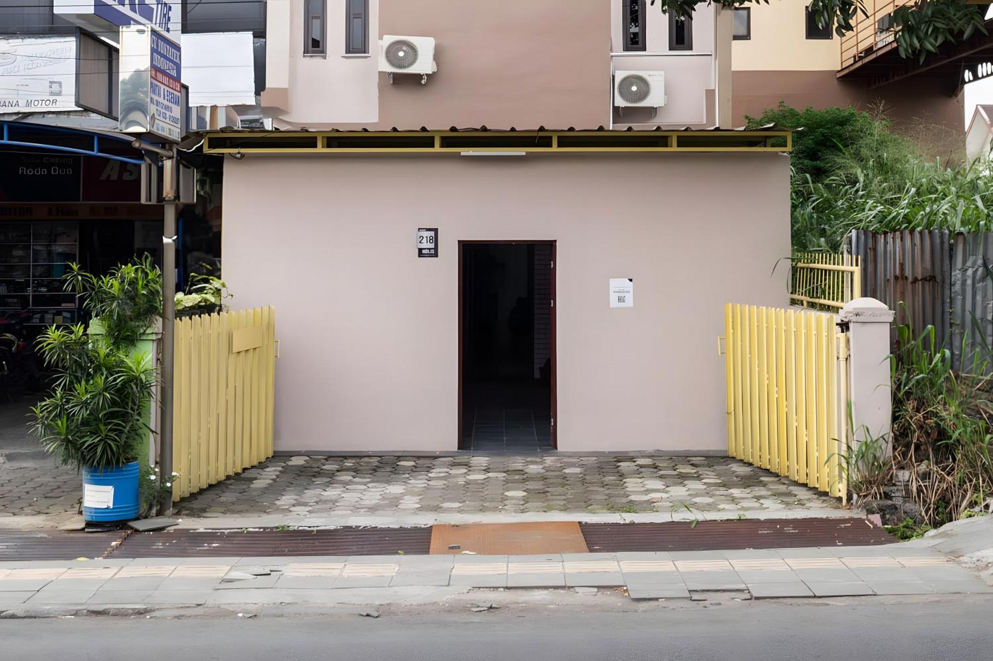 Hotel Spot On 93624 Damai 3 Syariah 2*
